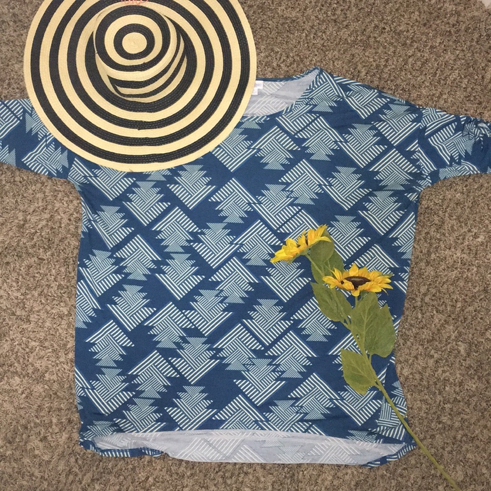 Lularoe Irma Top